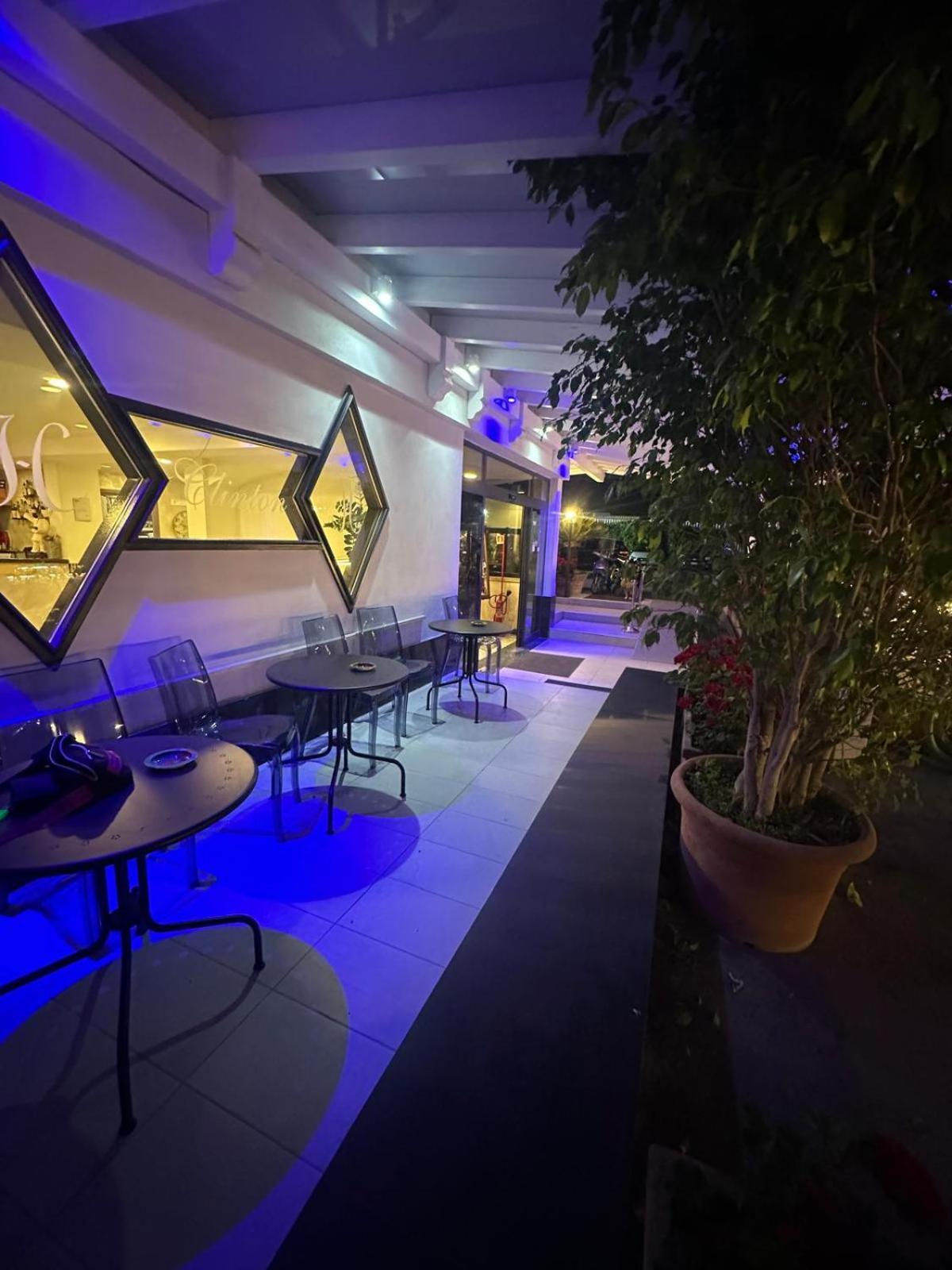 克林顿酒店 卡索里亚 外观 照片