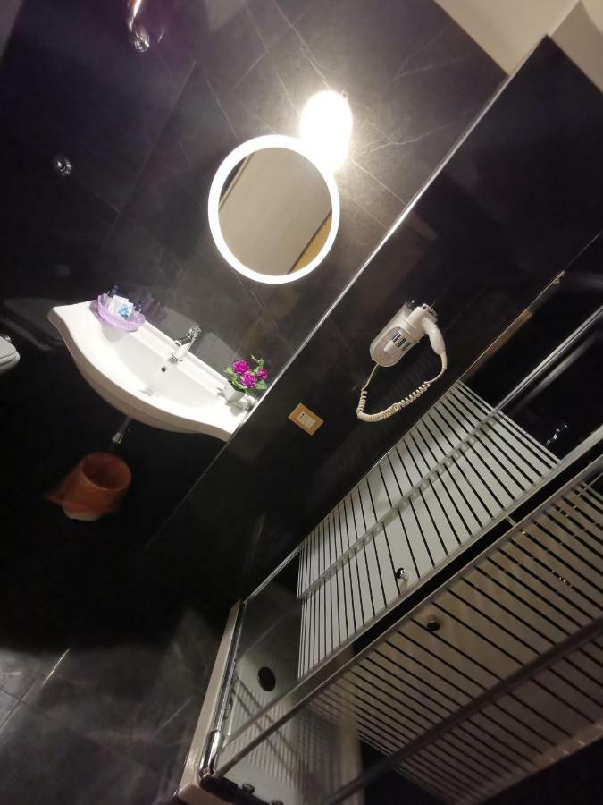 克林顿酒店 卡索里亚 外观 照片